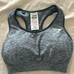 GYMSHARK - sports bra